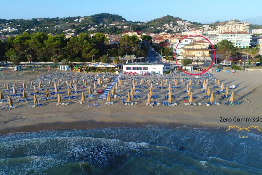 Palm Beach House - Vista Mare Montesilvano Marina 외부 사진