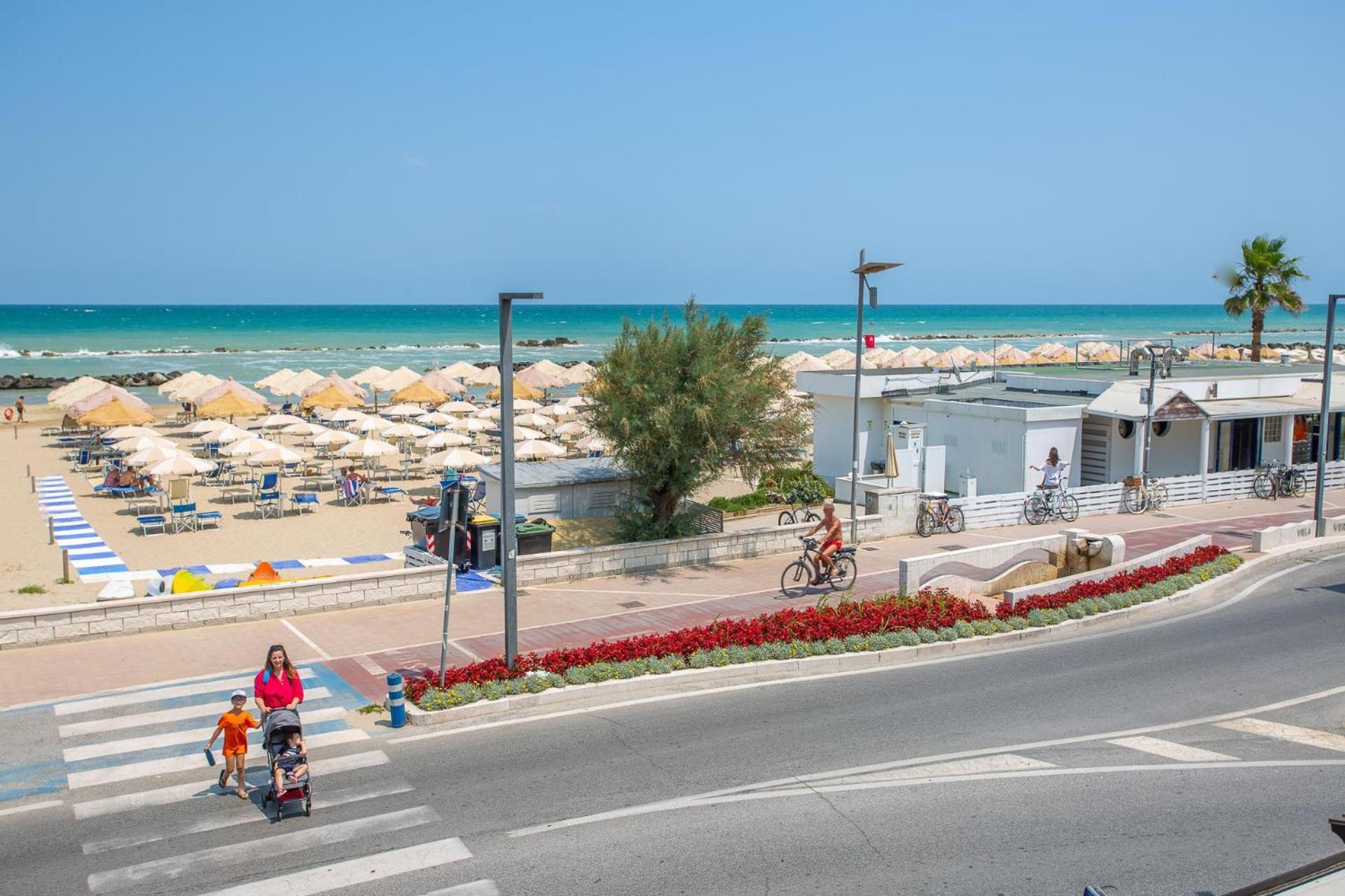 Palm Beach House - Vista Mare Montesilvano Marina 외부 사진